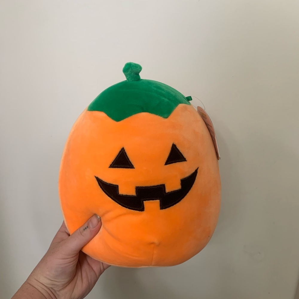 NWT Jack O Lantern Halloween Squishmallow